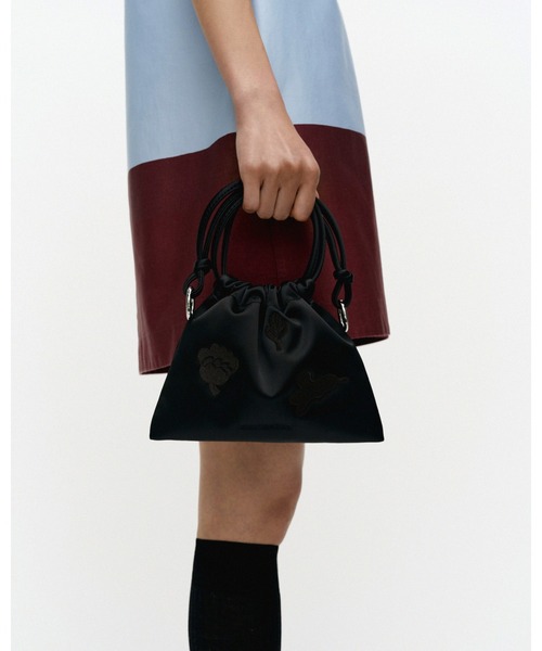 marimekko（マリメッコ） ポーチ Cirra Satin Kukasta kukkaan