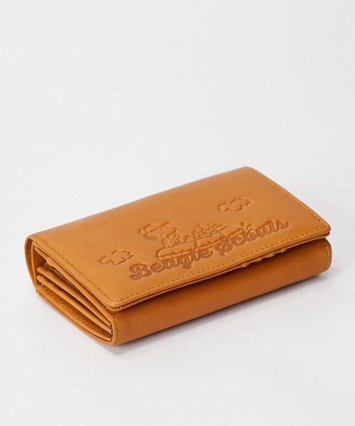 新品 Beagle Scouts スヌーピー 二つ折り財布 キャメル 73065 楽天市場】スヌーピー 財布 二つ折り 大人向け PEANUTS SNOOPY