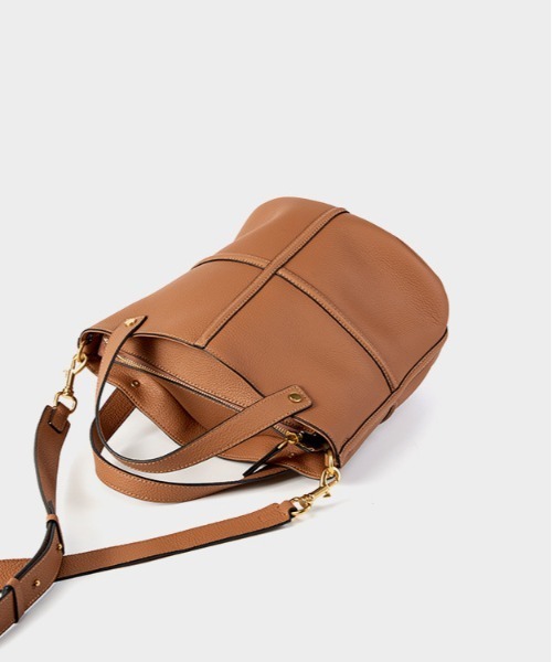 Niinaページ ショルダーバッグ バッグ 「 NiiNa / ニーナ 」高品質牛革 2way 大容量