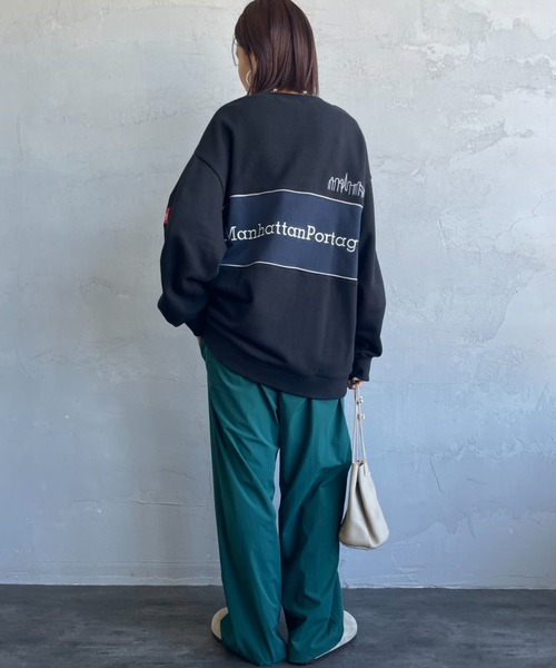 トレーナー スウェット 「WEB先行予約」「MANHATTAN PORTAGE/マンハッタンポーテージ」 別注 手書き風バック刺繍 クルーネックスウェ Manhattan Portage トレーナー スウェット 「WEB先行予約