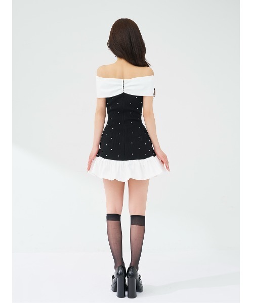 【新品未開封】Darich パールビジューオフショルフリルニットミニワンピース パールビジューオフショルフリルニットミニワンピース（ワンピース