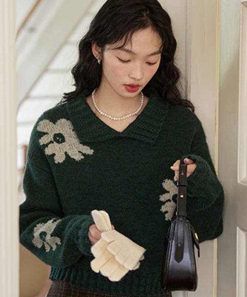 2ly2 ニット セーター 大人可愛い花柄デザイン♪ゆったり襟付きニット 2ly2 ニット セーター 大人可愛い花柄デザイン♪ゆったり襟付きニット