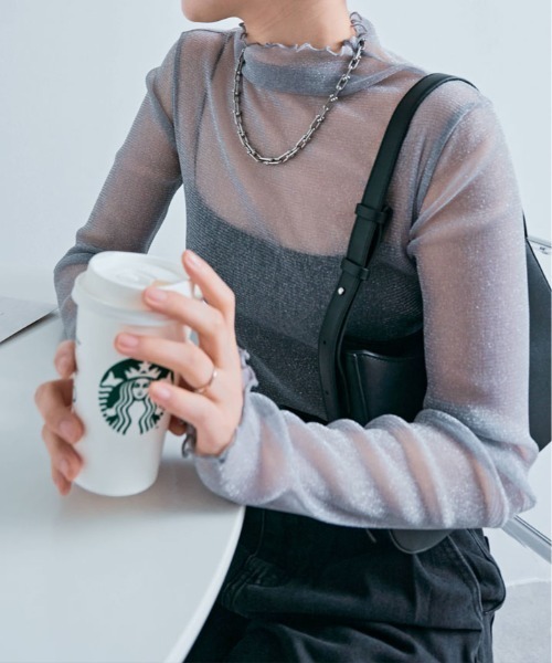 tシャツ ラメのきらめきで魅せる、大人可愛いシースルートップス