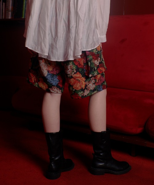 manana suerteハーフパンツ美品　ブラックM manana suerte」 ハーフパンツ LARGE ブラック レディース