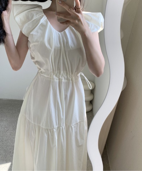 deux amour ワンピース Vネックフレンチスリーブウエストギャザー