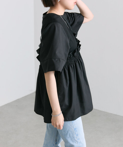 【ウッチー】SUM1STYLE スミスタイル フリルTシャツ ブラック ear PAPILLONNER（イアパピヨネ）の「フリルTシャツ【SUM1 STYLE