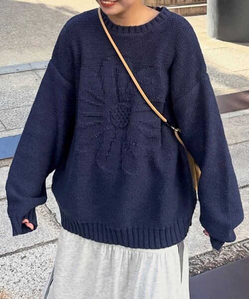 CPCM（シーピーシーエム） ニット セーター 同色花柄ジャガードニット