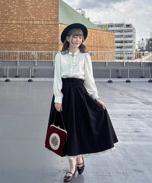 an another angelus（アンアナザーアンジェラス） スカート レース