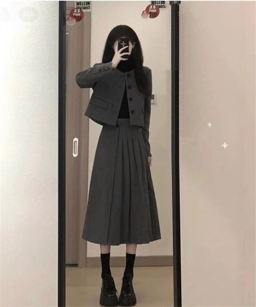 セットアップ ノーカラージャケット＋プリーツスカート 2点セット