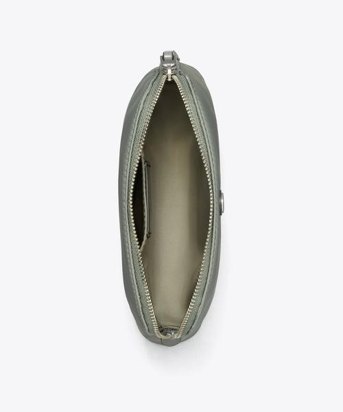 TORY BURCH（トリーバーチ） ポーチ ドーム ナイロン スモール