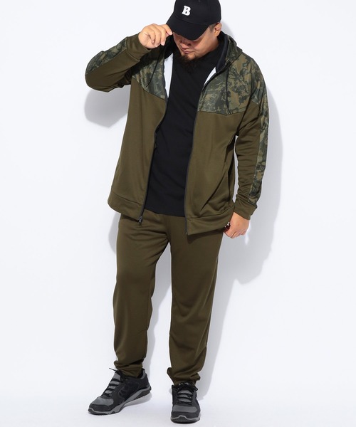 UNDER ARMOUR（アンダーアーマー） パーカー LOOSE アーマーフリース