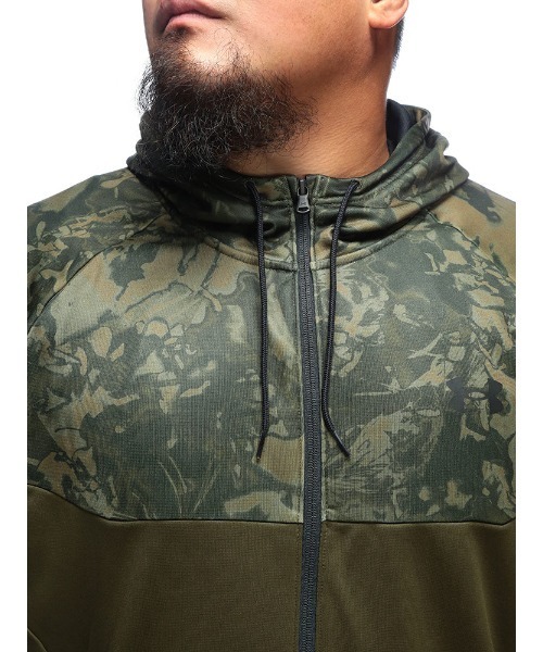 UNDER ARMOUR（アンダーアーマー） パーカー LOOSE アーマーフリース