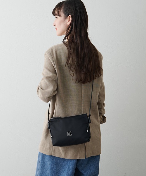 IACUCCI（イアクッチ） ショルダーバッグ バッグ 「予約」アーゴ