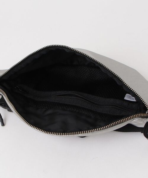 「BEAUTY&YOUTH UNITED ARROWS」 ウエストバッグ - シルバー レディース_画像4