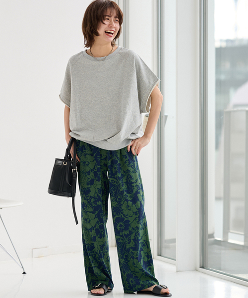 ワイドパンツ パンツ 「WEB限定追加」コントラストフラワープリントパンツ レディースの画像
