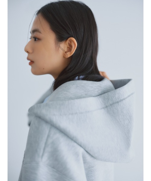 Mila Owen（ミラオーウェン） パーカー 「WEB限定」ダンボールロゴ