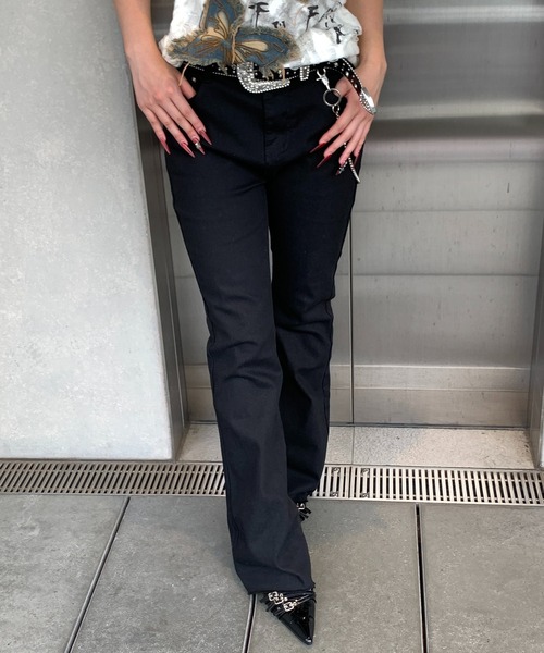 LEX着用ブランド　FRESH.i.AM トリプルスターフレアデニムパンツ　黒 FRESH.i.AM TRIPLE STAR FLARED JEANS BLACK | KingStar