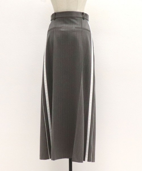VERSEAU（ヴェルソー） スカート サイドラインピンタックナロー