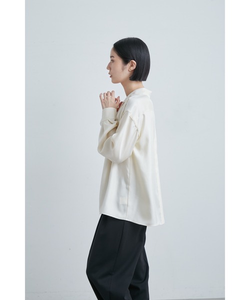 MIESROHE ミースロエ　バックジップデザイントップス　カットソー MIESROHE ミースロエバックジップデザイントップスカットソー