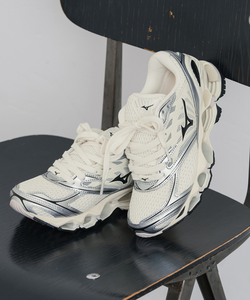 ☆試着のみ IENA購入 MIZUNO ミズノ Wave Prophecy IENA スニーカー MIZUNO/ミズノ Wave Prophecy LS D1GA2511