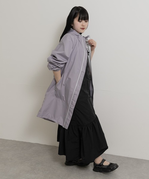 エーグル レインコート ロングフーデッド 透湿防水 防風 軽量 未使用 エーグル AIGLE 透湿防水 ロングレインコート （ホワイト） -靴