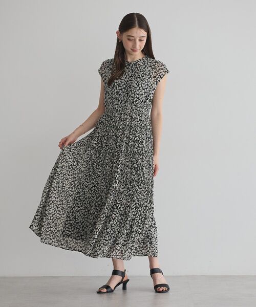YECCA VECCA ワンピース 小花柄プリーツワンピース : ZOZOTOWN