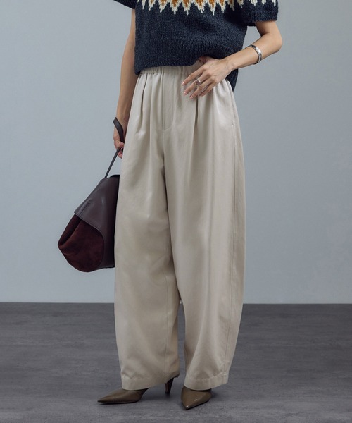 SALON adam et rope'（サロン アダム エ ロペ） パンツ サテンフェード
