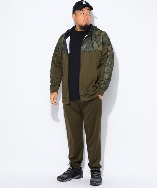 残少 XXL アンダーアーマー カモ 迷彩 パーカー ジョガーパンツ 上下セット UNDER ARMOUR（アンダーアーマー） パンツ FITTED アーマーフリース