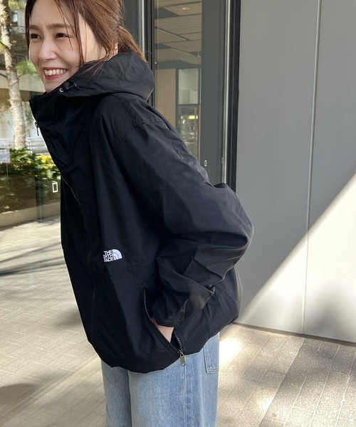 新品タグ付きTHE NORTH FACE レディースブラックナイロンジャケット THE NORTH FACE（ザ ノースフェイス） ナイロンブルゾン MEDIUM