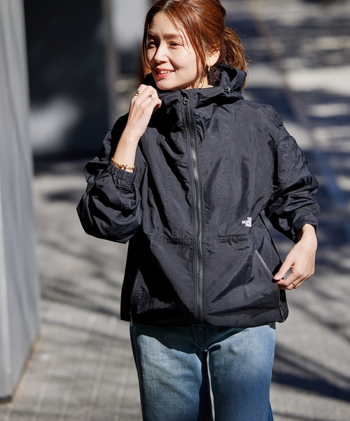 新品タグ付きTHE NORTH FACE レディースブラックナイロンジャケット THE NORTH FACE（ザ ノースフェイス） ナイロンブルゾン MEDIUM