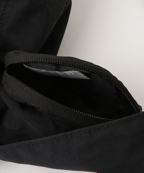 「THE NORTH FACE」 ワンポイントショルダーバッグ - 黒いこと メンズ