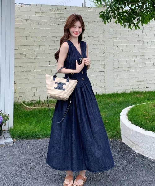 FAVORITO ワンピース デニムVネックノースリーブワンピース : ZOZOTOWN