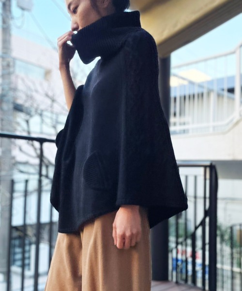 AVIE（アビィ） ニット セーター ウールタートルネックポンチョ