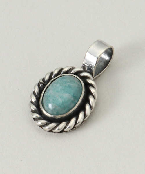 IENA（イエナ） チャーム ERICKA NICOLAS BEGAY/エリッカ ニコラス