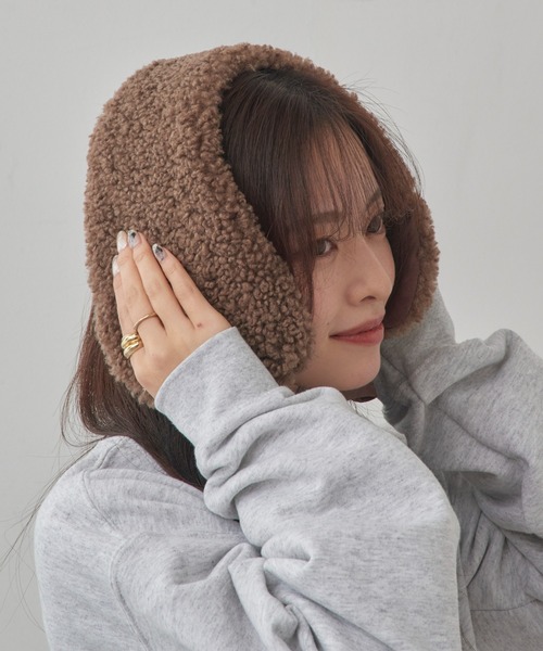 Rest&Recreation REVERSIBLE TRAPPER 耳あて付き Robert P. Miller（ロバート・ピー・ミラー） 耳当て イヤーマフ