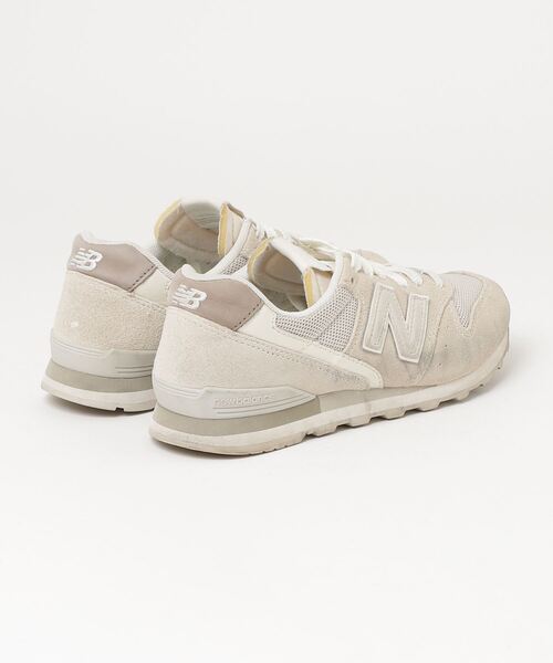 「New Balance」 ローカットスニーカー 24.5cm グレー レディース