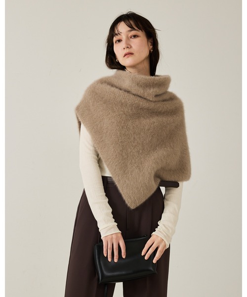 美品　エルメス　スヌード　カシミヤ100% 軽量　ふわふわ　アイボリー　白系 美品 エルメス スヌード カシミヤ100% 軽量 ふわふわ アイボリー