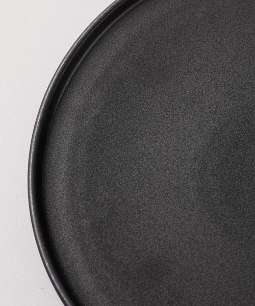 kuros'（クロス） 食器 美濃焼フラットリム プレート皿 マット 23cm