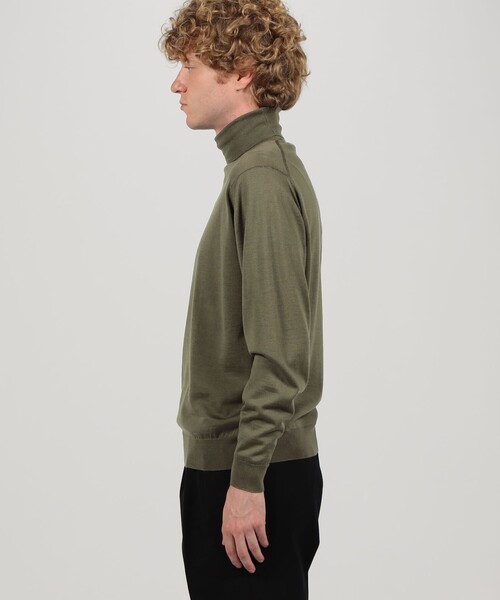 JOHN SMEDLEY（ジョンスメドレー） タートルネック セーター ニット