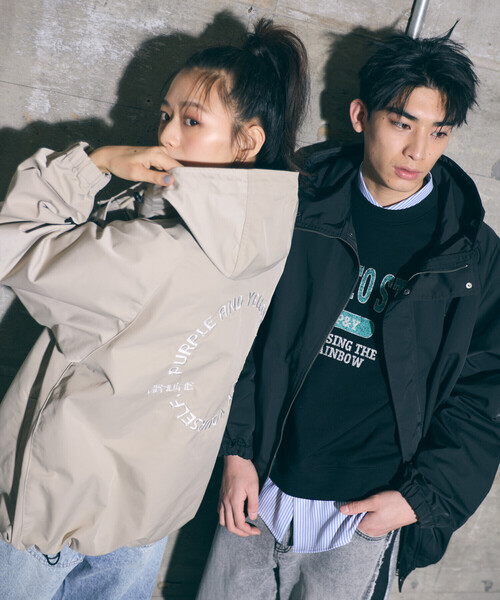 「Purple&Yellow」 マウンテンパーカー SMALL ベージュ メンズ_画像2