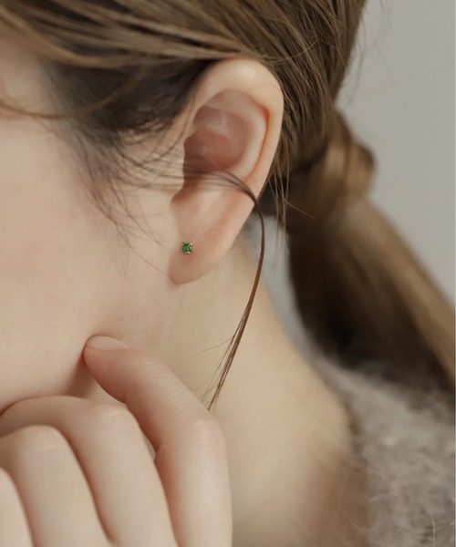 ANEMONE（アネモネ） ピアス 「クリスマス限定・ギフトBOX付」天然石