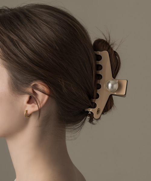 ALEXANDRE DE PARIS（アレクサンドル ドゥ パリ） ヘアクリップ
