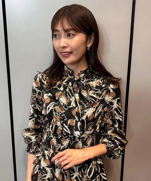 「AND COUTURE」 長袖ワンピース MEDIUM オレンジ レディースの画像