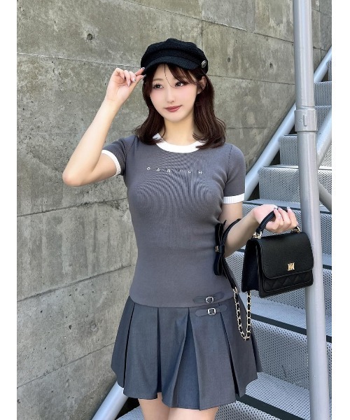 Darich（ダーリッチ） ワンピース ベルトデザインロゴプリーツニット