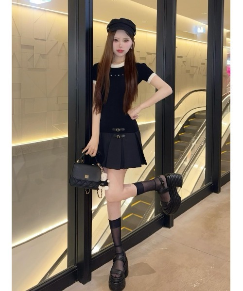 Darich（ダーリッチ） ワンピース ベルトデザインロゴプリーツニット