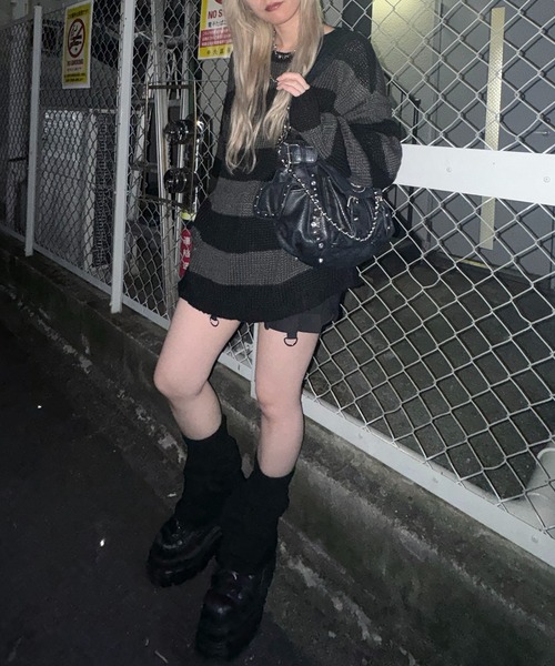 MORABITO ビジュー付き黒ニットセーター 38 洗える】大人の上品コーデに お袖ビジュー釦付きリブドルマン