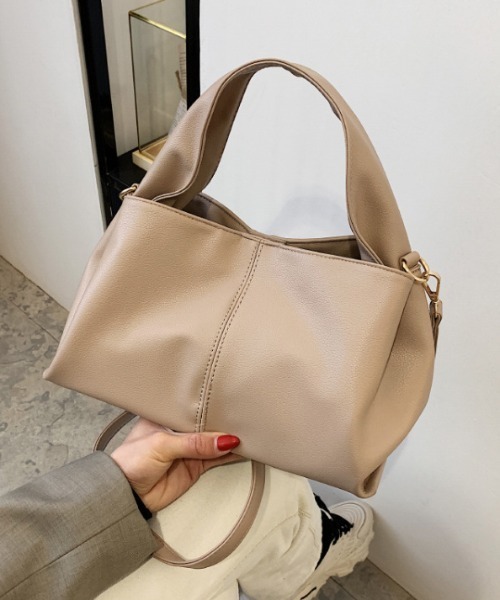 未使用級 ラウンドワンショルダー ハンドバッグ ショルダーバッグ バッグ round moon shoulder bag／ワンハンドル