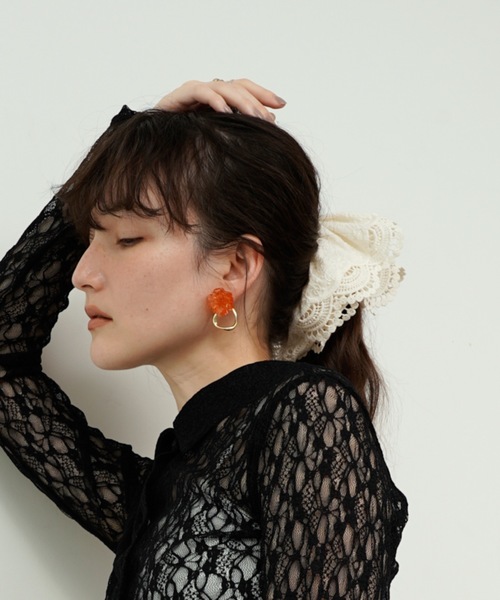 シュシュ Lace Embroidery Double Frilled Scrunchie / レース刺繍