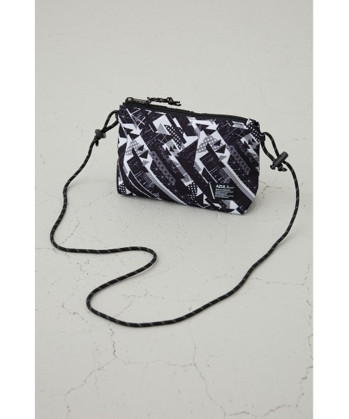 総柄ショルダーバッグ AZUL BY MOUSSY（アズールバイマウジー） ショルダーバッグ 総柄ミニ