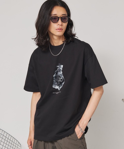 グラフィックプリント 黒 Tシャツ 2018年 グラフィックプリント Tシャツ 黒 - メルカリ